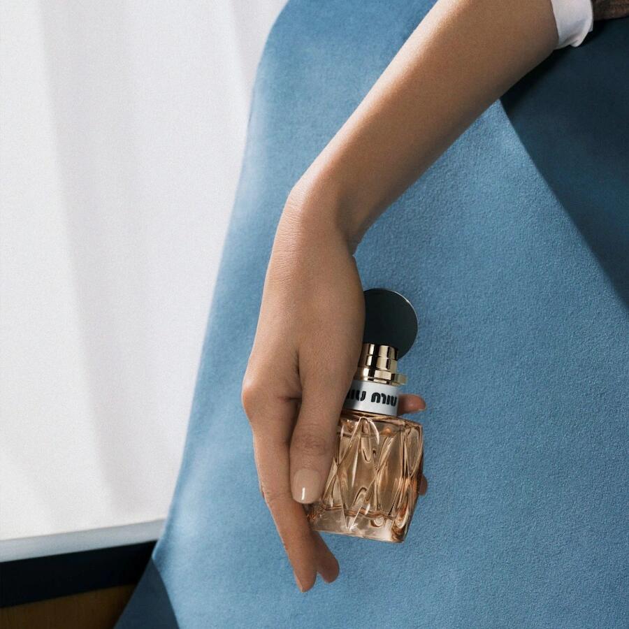 عطر ادکلن میوتین میو میو - Miutine Miu Miu - بررسی، قیمت و خرید