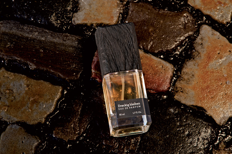 عطر ادکلن دریکیگ بلیبن پی‌ام‌پی پرفیومز مایر پلتنبرگ - Dreckig Bleiben PMP Perfumes Mayr Plettenberg - بررسی، قیمت و خرید