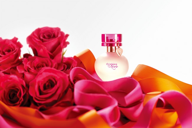 عطر ادکلن سینکینگ آو لاو مری کی - Thinking of Love Mary Kay - بررسی، قیمت و خرید