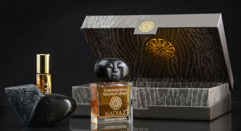 عطر ادکلن اومومگوروا نات دی نادیا زد - Omumgorwa Walnut Day Nadia Z - بررسی، قیمت و خرید