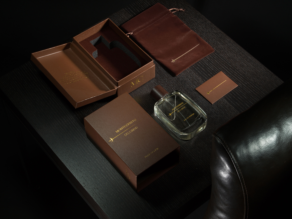 عطر ادکلن مانته‌کريستو دی‌لجند سيگنچر می‌له سانتوم پارفوم - Montecristo Deleggend Signature Mille Centum Parfums - بررسی، قیمت و خرید