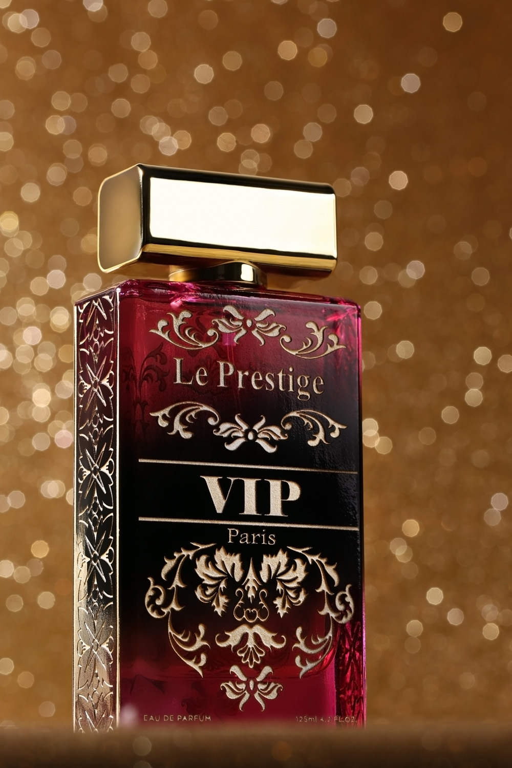 عطر ادکلن وی آی پی لِ پْرِستیژ - VIP Le Prestige - بررسی، قیمت و خرید