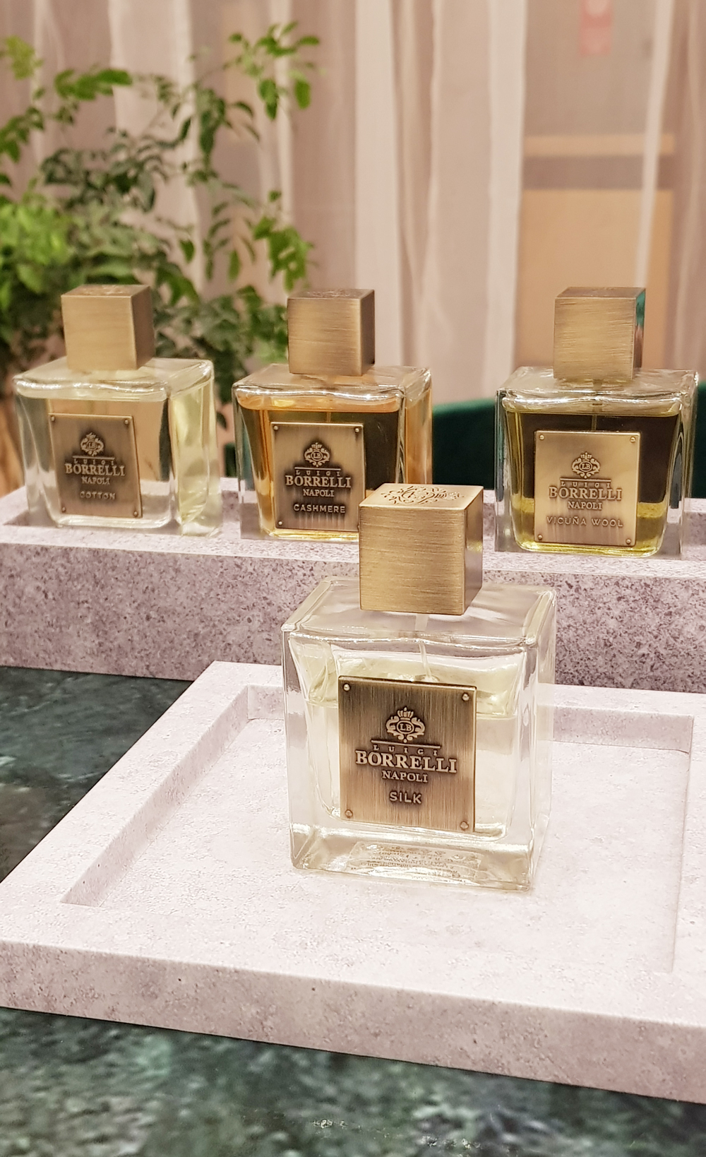 عطر ادکلن سیلک لوئیجی بوریلی - Silk Luigi Borrelli - بررسی، قیمت و خرید