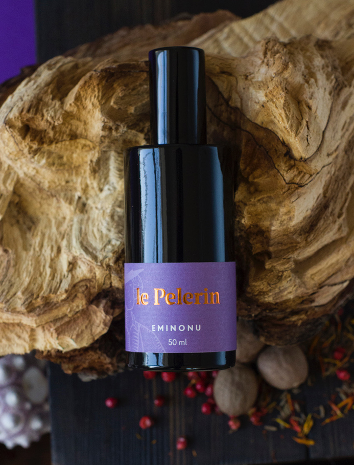 عطر ادکلن اِمینونو لو پلرن - Eminonu le Pelerin - بررسی، قیمت و خرید