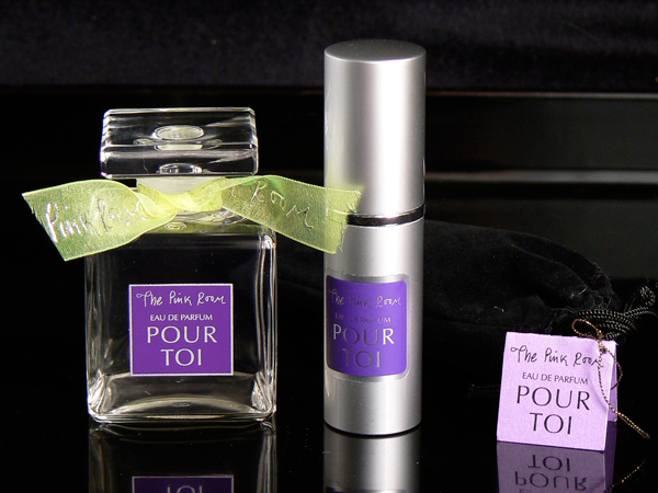 عطر ادکلن پرفیوم پور توآ پینک روم - Parfum Pour Toi Pink Room - بررسی، قیمت و خرید