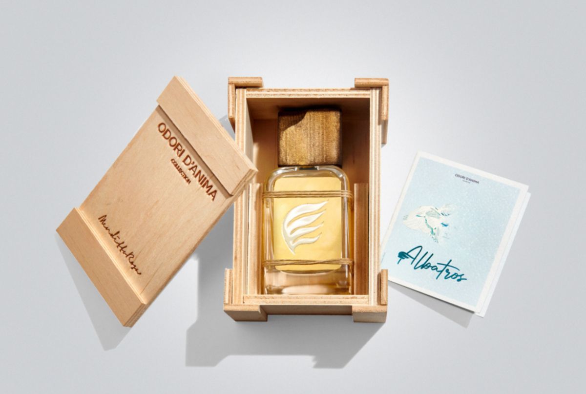 عطر ادکلن آلباتروس مندیتوروسا - Albatros Mendittorosa - بررسی، قیمت و خرید