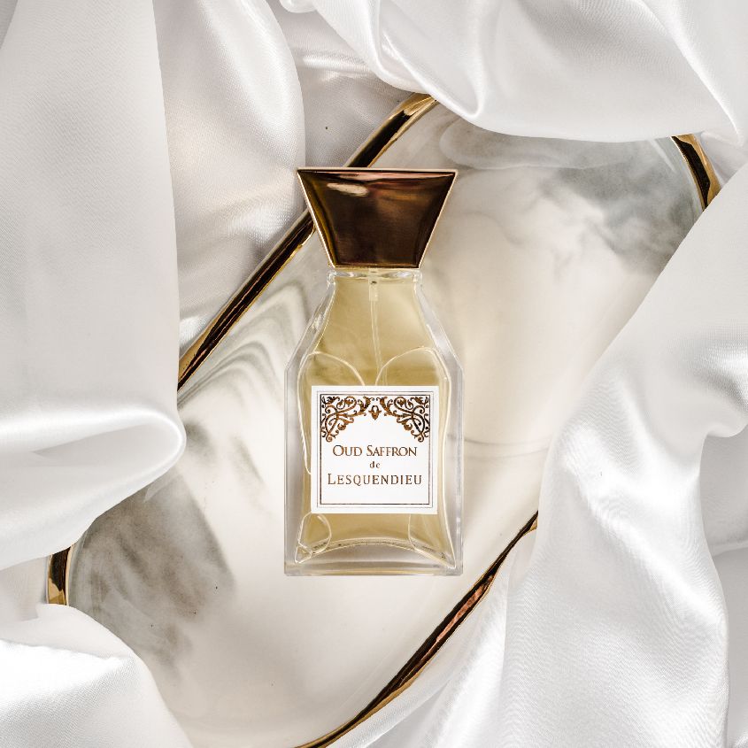 عطر ادکلن عود زعفران لسکندیو - Oud Saffron Lesquendieu - بررسی، قیمت و خرید