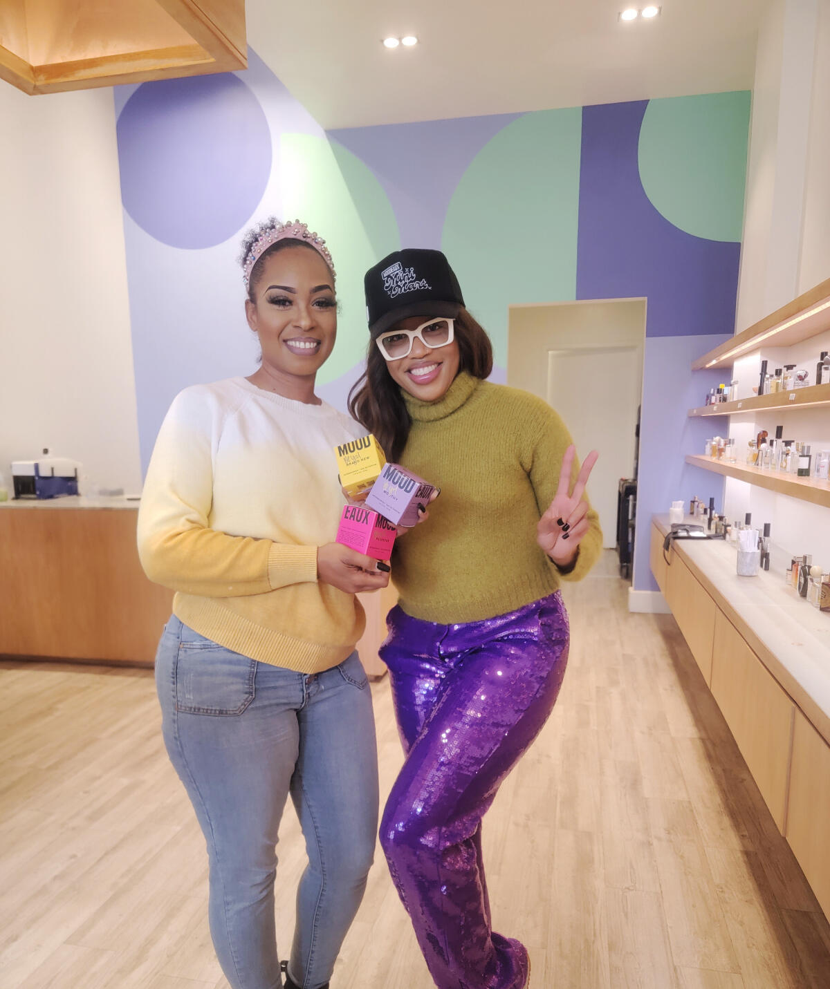 عطر ادکلن وُرثی مودو - Worthy Moodeaux - بررسی، قیمت و خرید