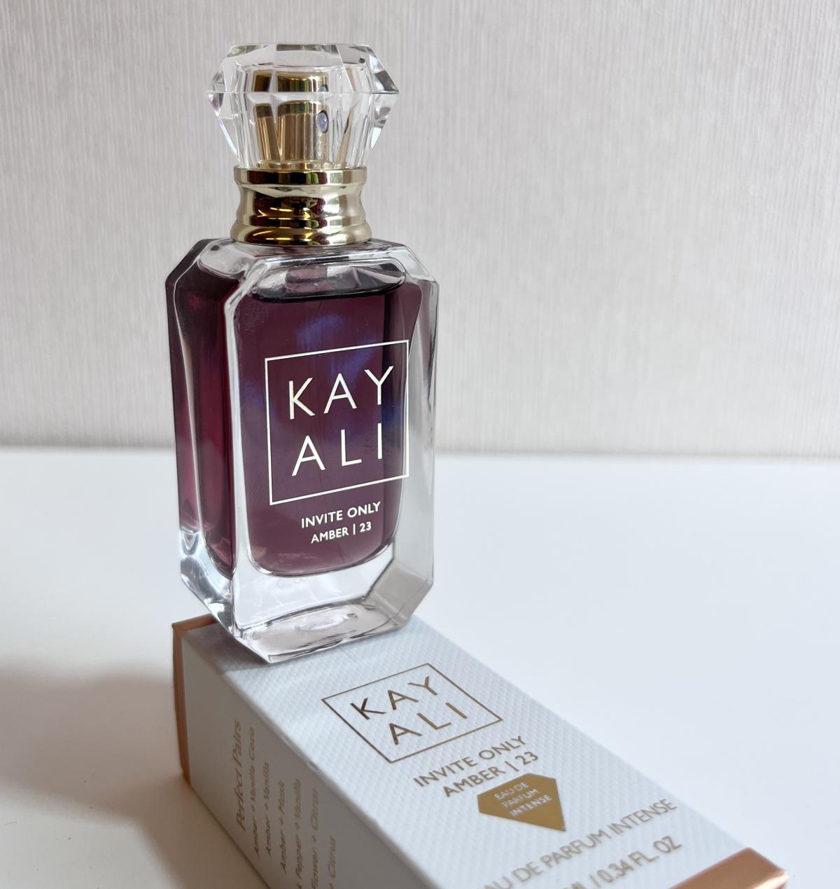 عطر ادکلن اینویت اونلی امبر بیست و سه کایالی فِرِگرِنسس - Invite Only Amber | 23 Kayali Fragrances - بررسی، قیمت و خرید