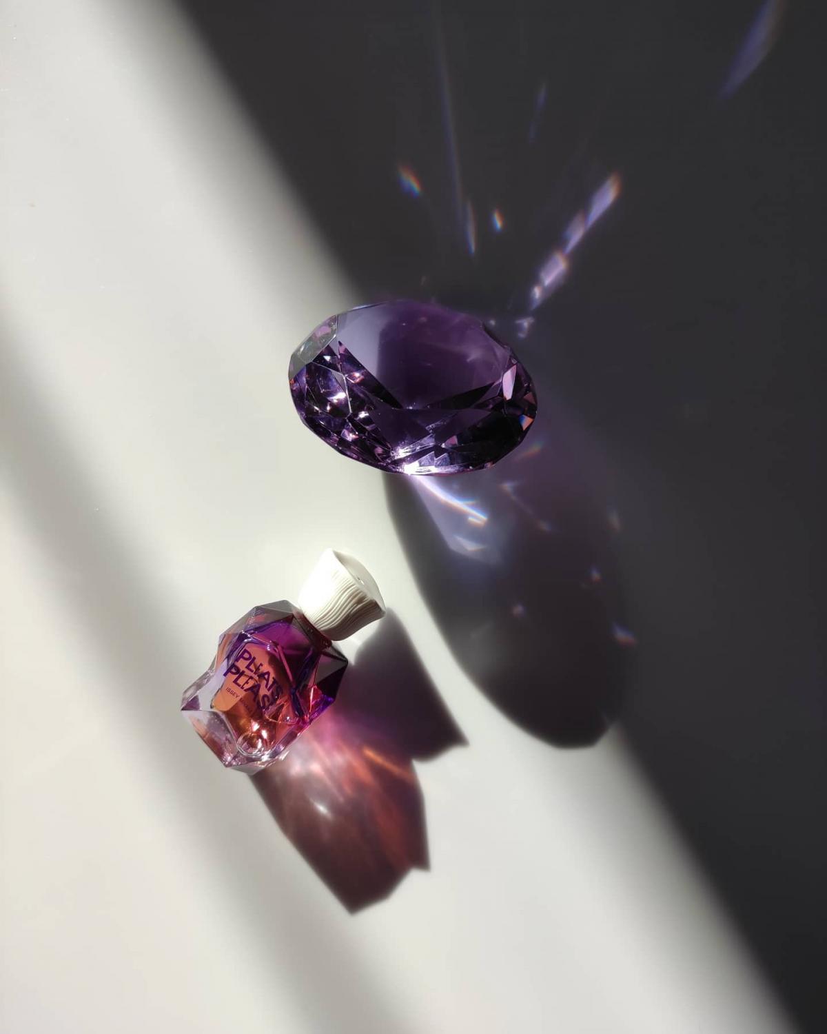 عطر ادکلن پلیز پلیز او دو پارفوم دو هزار و سیزده ایسه میاکه - Pleats Please Eau de Parfum 2013 Issey Miyake - بررسی، قیمت و خرید