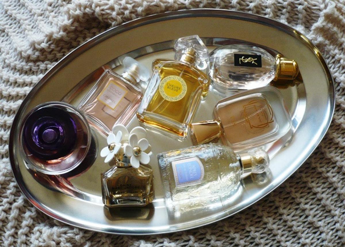 عطر ادکلن نئا ژول ات مد پاریس - Néa Jul et Mad Paris - بررسی، قیمت و خرید