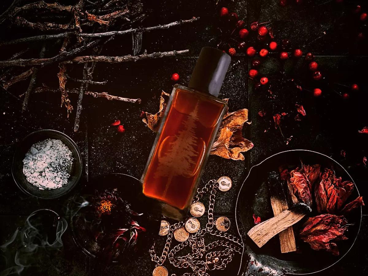 عطر ادکلن فانری این‌وارد پرفیومز - Funerie Pineward Perfumes - بررسی، قیمت و خرید