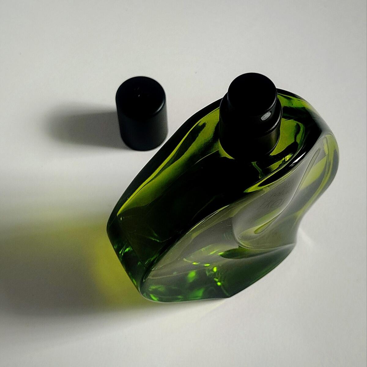 عطر ادکلن ریو چوا ناتورا - Ryo Chuva Natura - بررسی، قیمت و خرید