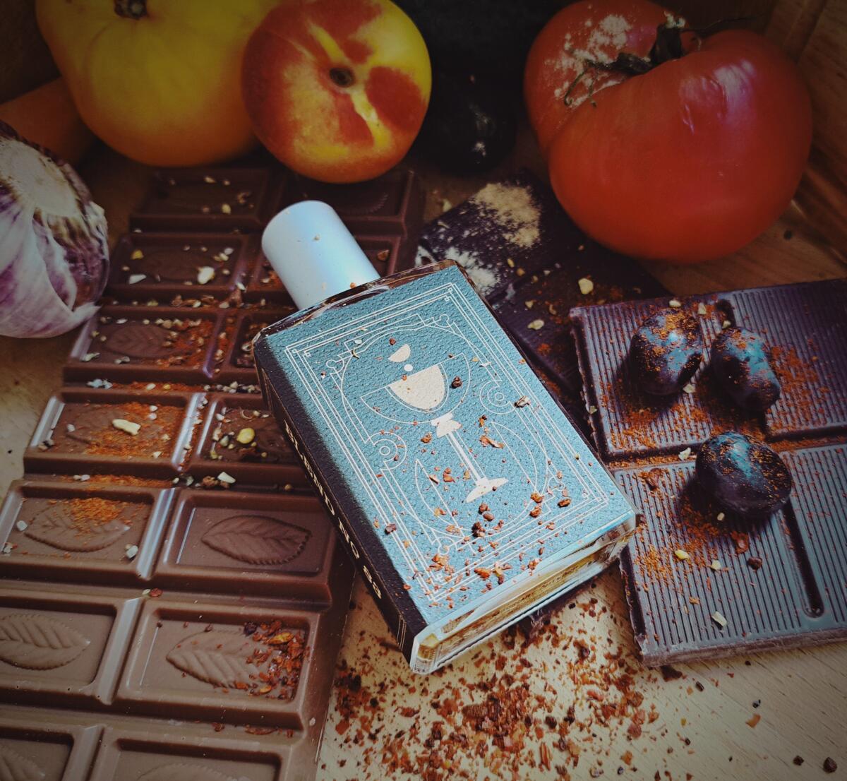 عطر ادکلن بلند نامبر هشتاد و سه ایمجینری آتوز - Blend No.83 Imaginary Authors - بررسی، قیمت و خرید