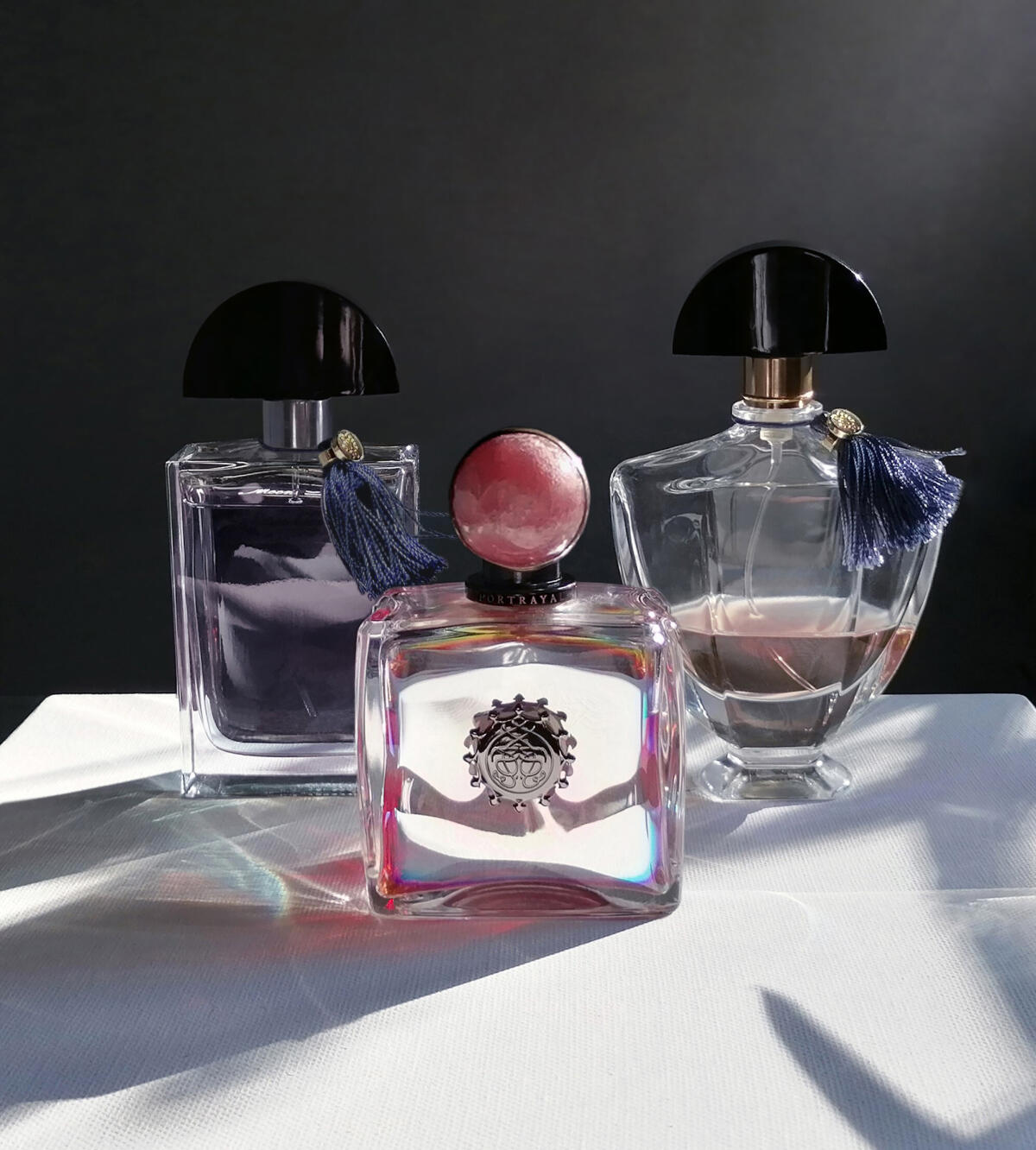 عطر ادکلن مون دنس جولیت هز اِ گان - Moon Dance Juliette Has A Gun - بررسی، قیمت و خرید