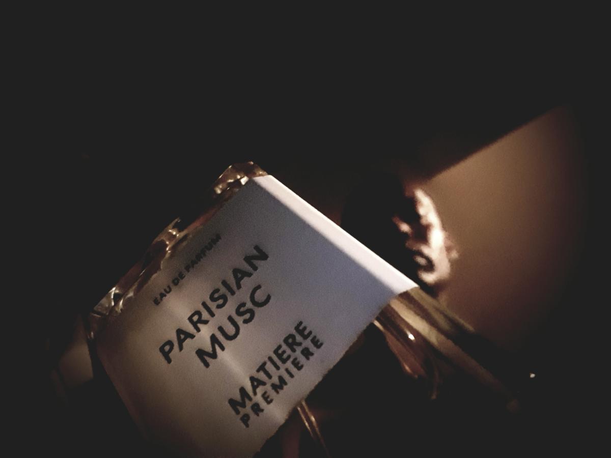 عطر ادکلن پاریزین ماسک مَتیر پِرِمیر - Parisian Musc Matiere Premiere - بررسی، قیمت و خرید