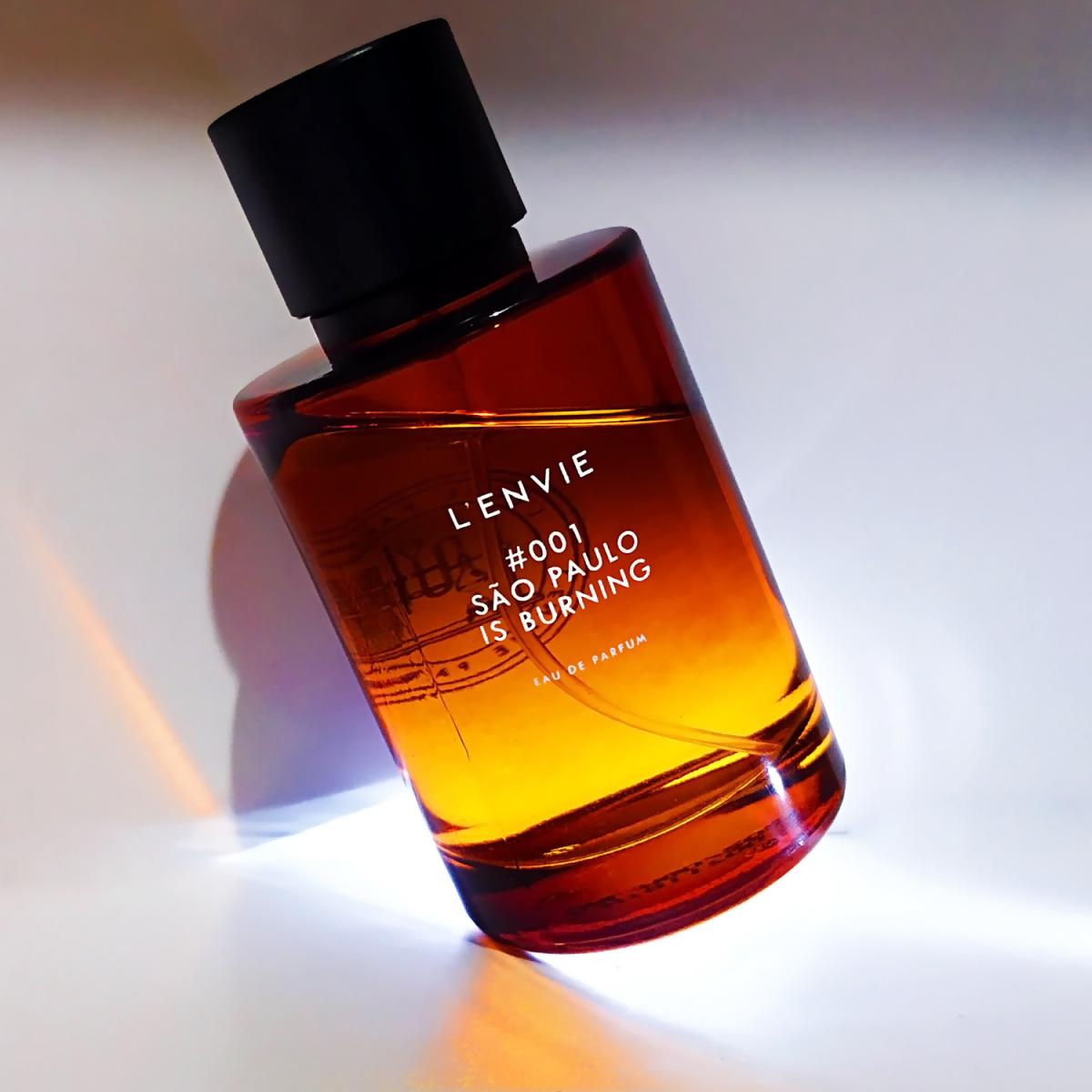 عطر ادکلن ساو پائولو ایز برنینگ لنوین پرفیوم - #001 São Paulo is Burning L’envie Parfums - بررسی، قیمت و خرید