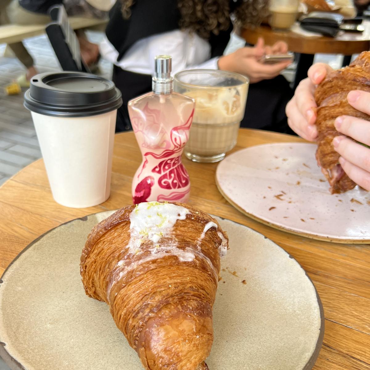 عطر ادکلن کلاسیک سامر فراگرنس ۲۰۰۹ ژان پل گوتیه - Classique Summer Fragrance 2009 Jean Paul Gaultier - بررسی، قیمت و خرید