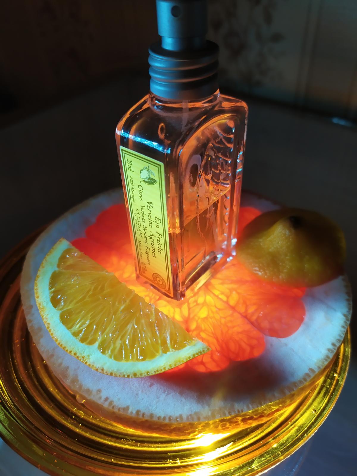عطر ادکلن سیترس وربنا سامر فرگرنس دو هزار و نه لوکسیتان ان پرووانس - Citrus Verbena Summer Fragrance 2009 L'Occitane en Provence - بررسی، قیمت و خرید