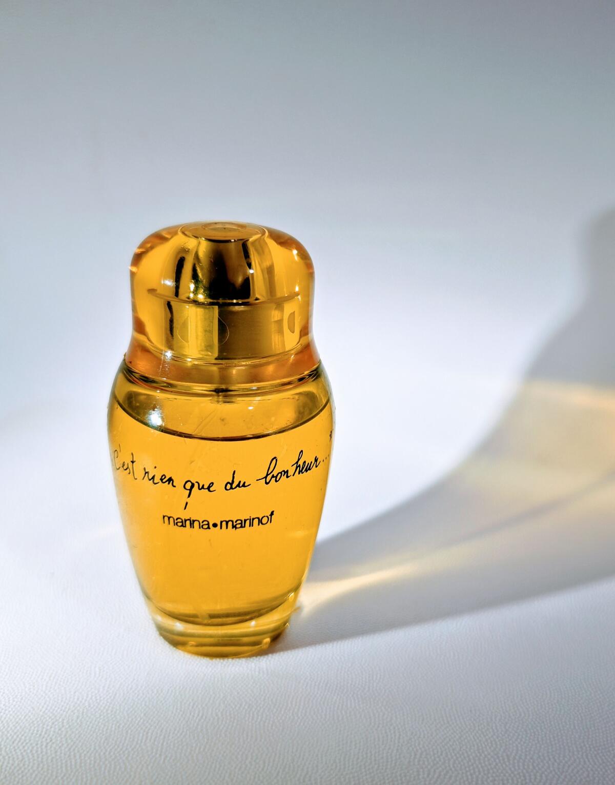 عطر ادکلن آن ماتین دته مارینا مارینوف - Un Matin d'Ete Marina Marinof - بررسی، قیمت و خرید