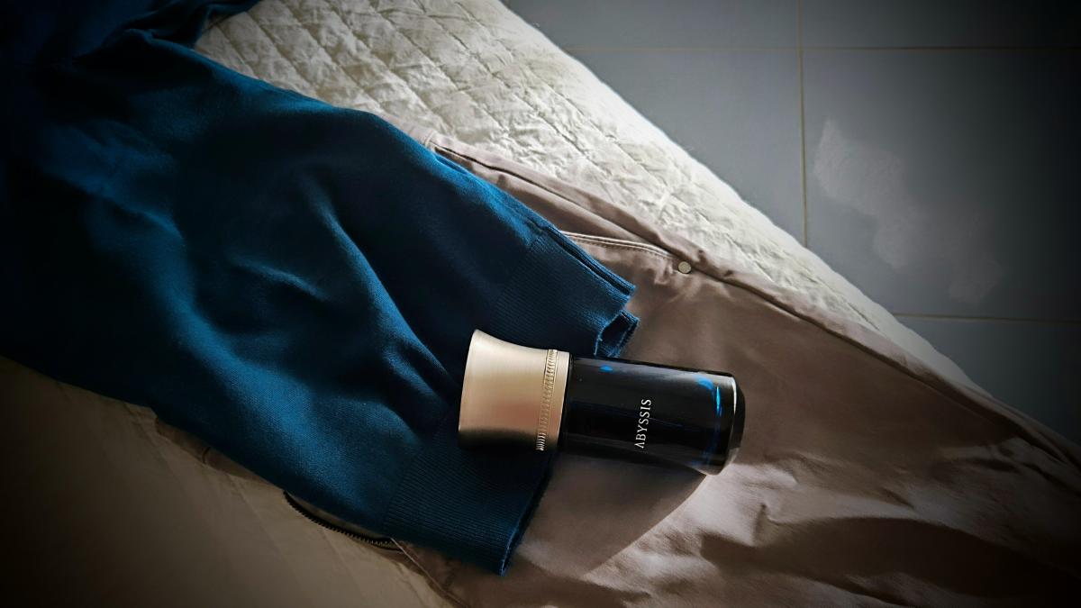 عطر ادکلن ابیسیس له لیکید ایمجینر - Abyssis Les Liquides Imaginaires - بررسی، قیمت و خرید
