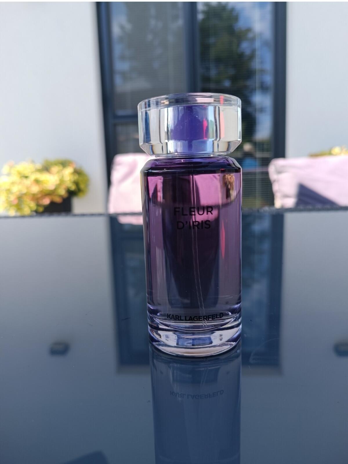 عطر ادکلن فلور دی آیریس کارل لاگرفلد - Fleur D'Iris Karl Lagerfeld - بررسی، قیمت و خرید