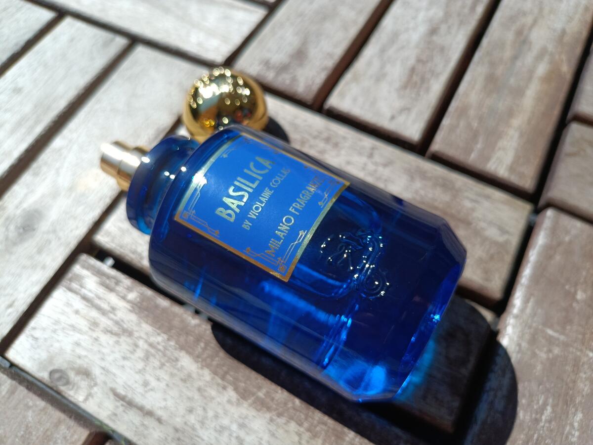 عطر ادکلن بازیلکا میلان فرانزه - Basilica Milano Fragranze - بررسی، قیمت و خرید