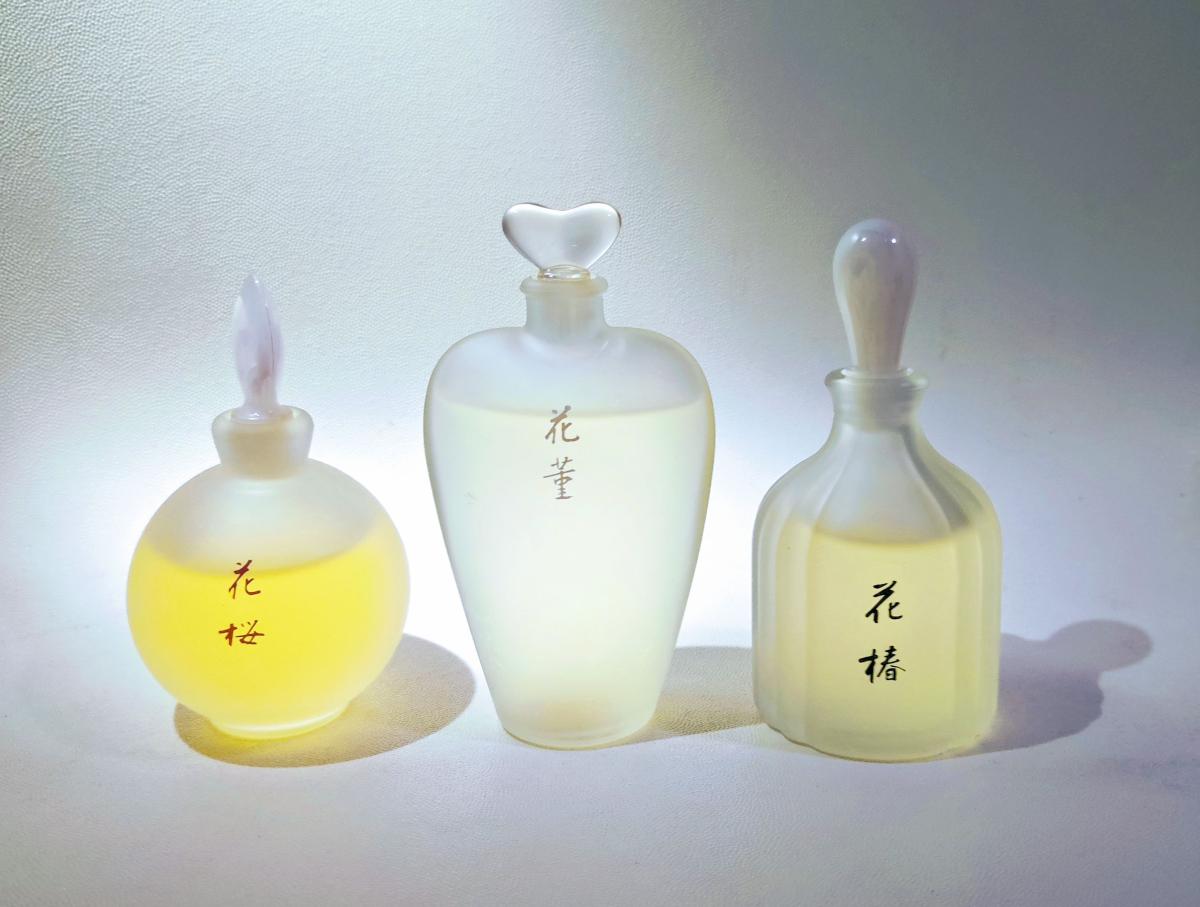 عطر ادکلن هانا ساکورا شیسیدو - Hana Sakura Shiseido - بررسی، قیمت و خرید