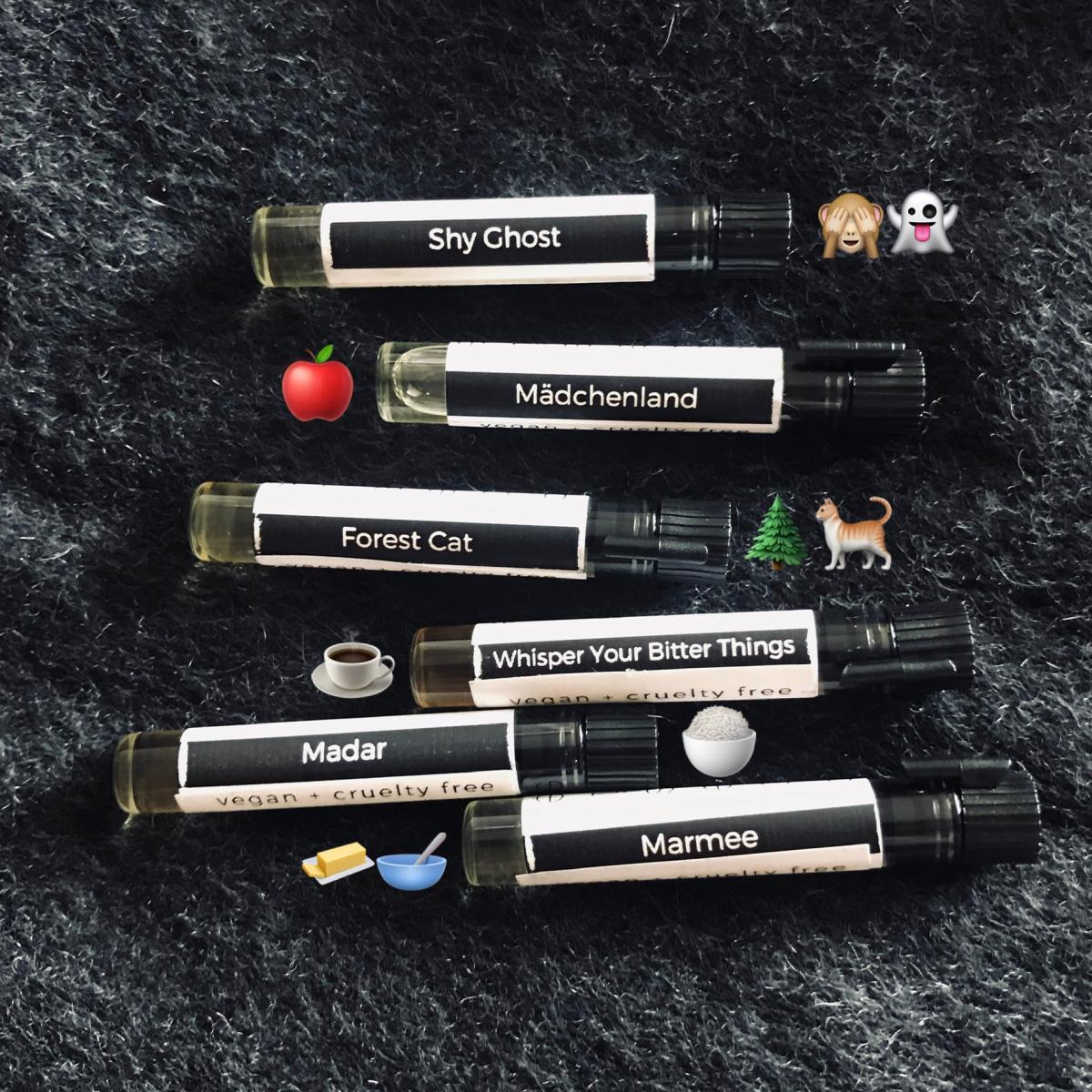 عطر ادکلن مدشنلند پُئزی - Mädchenland Poesie - بررسی، قیمت و خرید