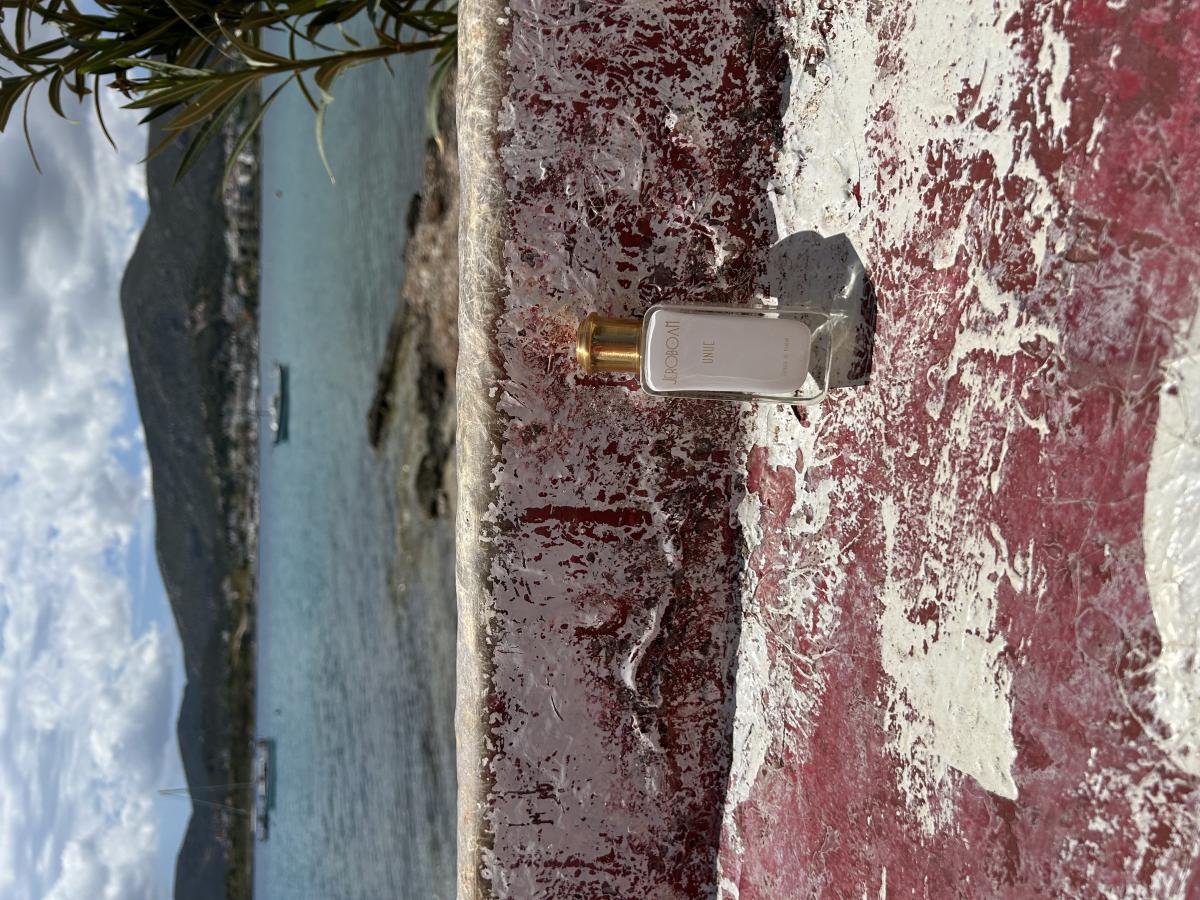 عطر ادکلن یونو جرابوم - Unue Jeroboam - بررسی، قیمت و خرید
