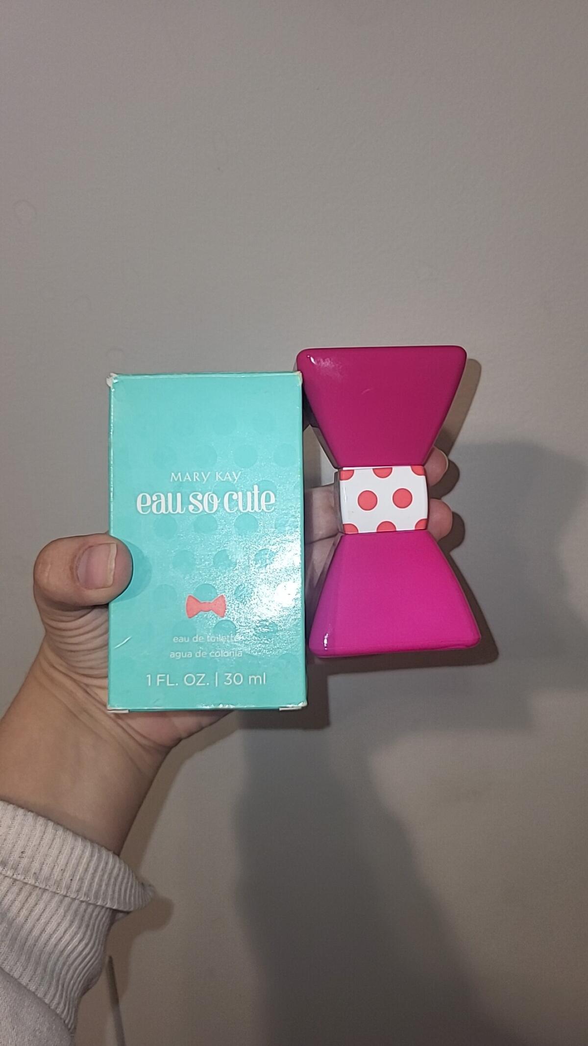 عطر ادکلن کِلِوِر مری کی - Clever Mary Kay - بررسی، قیمت و خرید