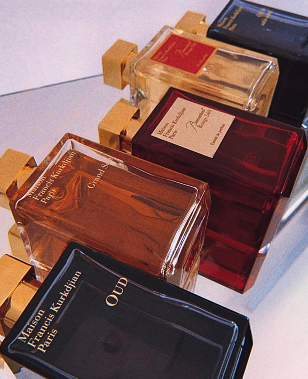 عطر ادکلن اود میسون فرانسیس کورکجان - Oud Maison Francis Kurkdjian - بررسی، قیمت و خرید