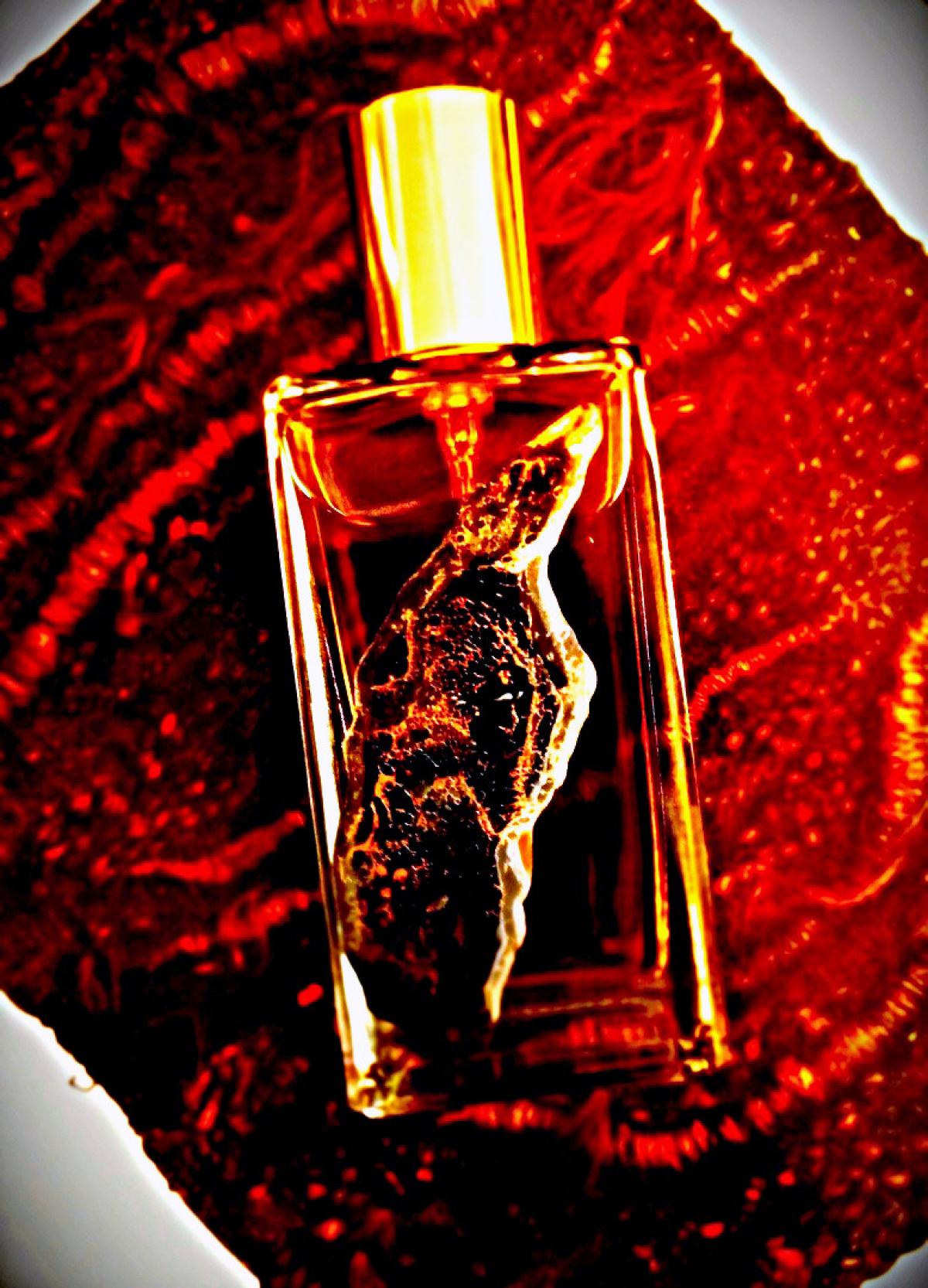 عطر ادکلن اَوَوال نیمِرِ پارفومز - Avowal (Клятва) Nimere Parfums - بررسی، قیمت و خرید