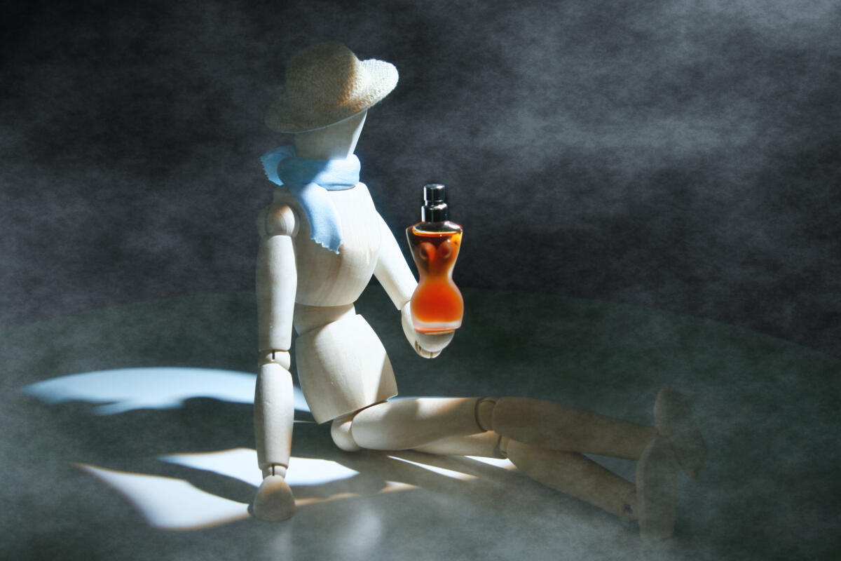 عطر ادکلن کلاسیک ژان پل گوتیه - Classique Jean Paul Gaultier - بررسی، قیمت و خرید