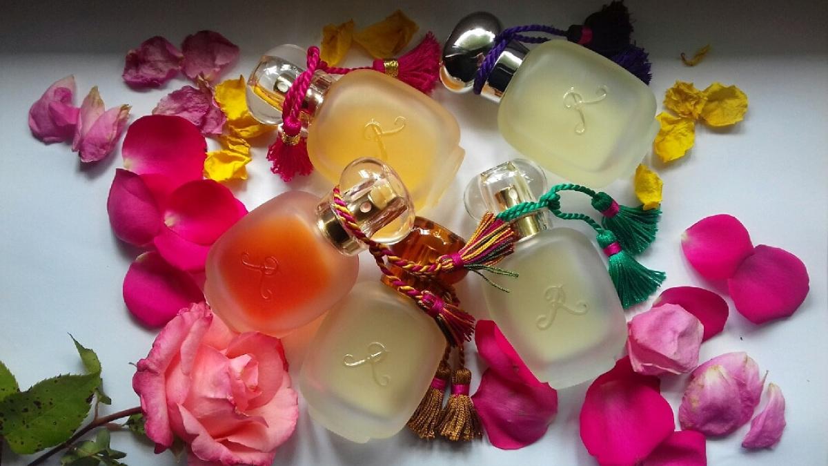 عطر ادکلن گلم رز له پارفوم دو رزین - Glam Rose Les Parfums de Rosine - بررسی، قیمت و خرید