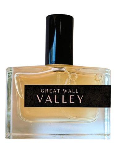 عطر ادکلن گریت وال ولی جی کروکه پارفوم - Great Wall Valley Jil CROQUET Parfum - بررسی، قیمت و خرید