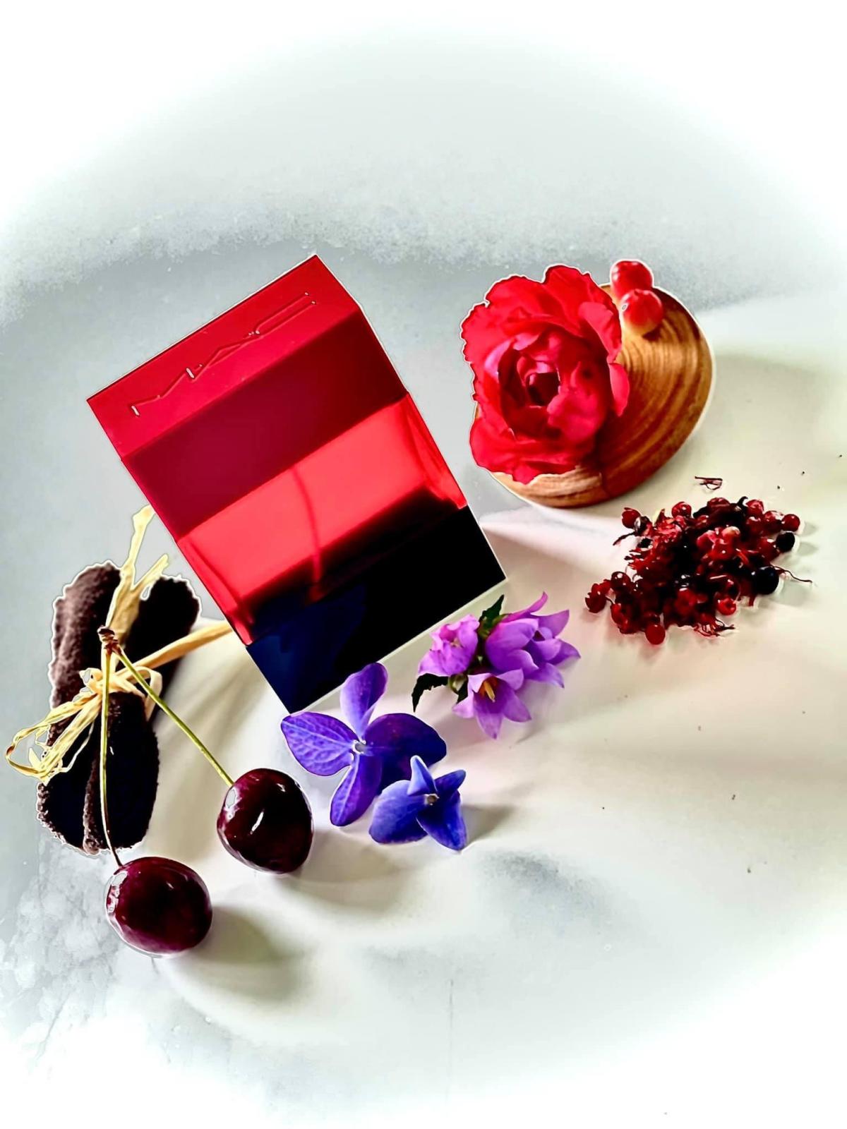 عطر ادکلن روبی وو مک - Ruby Woo MAC - بررسی، قیمت و خرید