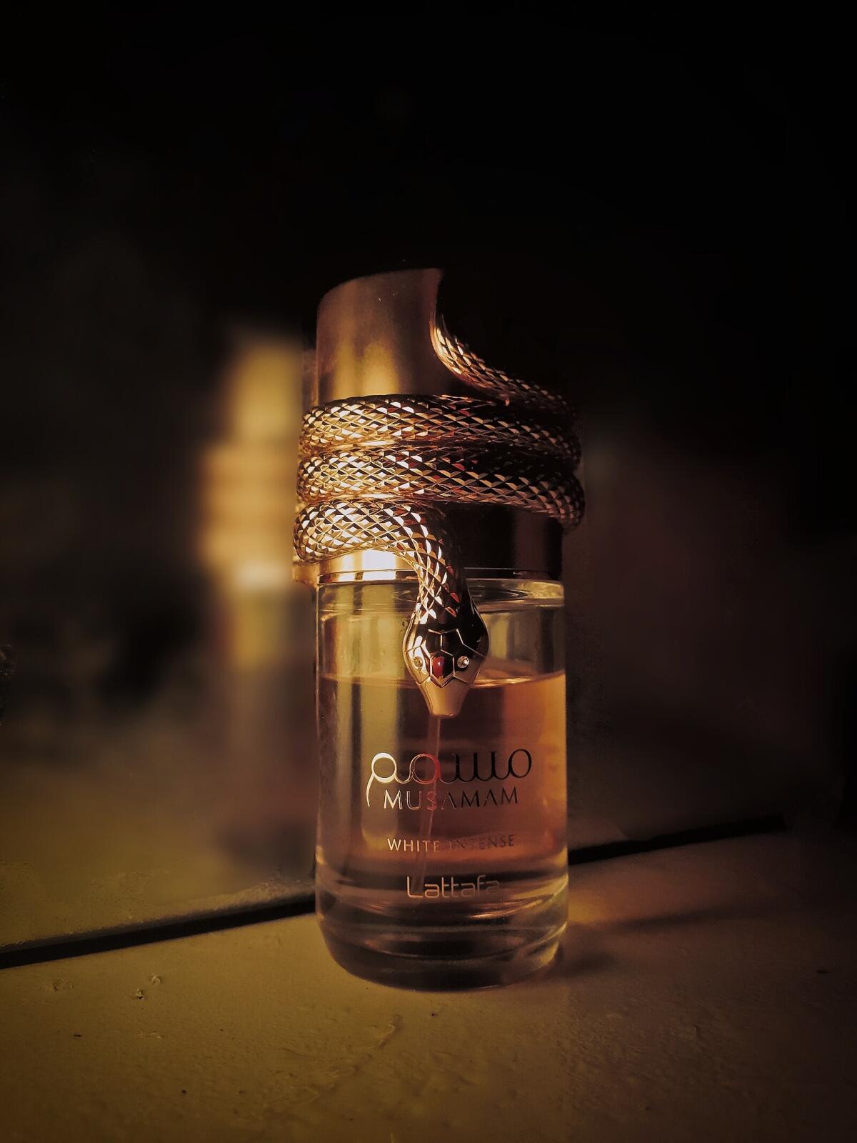 عطر ادکلن موسامام وایت اینتنس لتافا پرفیومز - Musamam White Intense Lattafa Perfumes - بررسی، قیمت و خرید