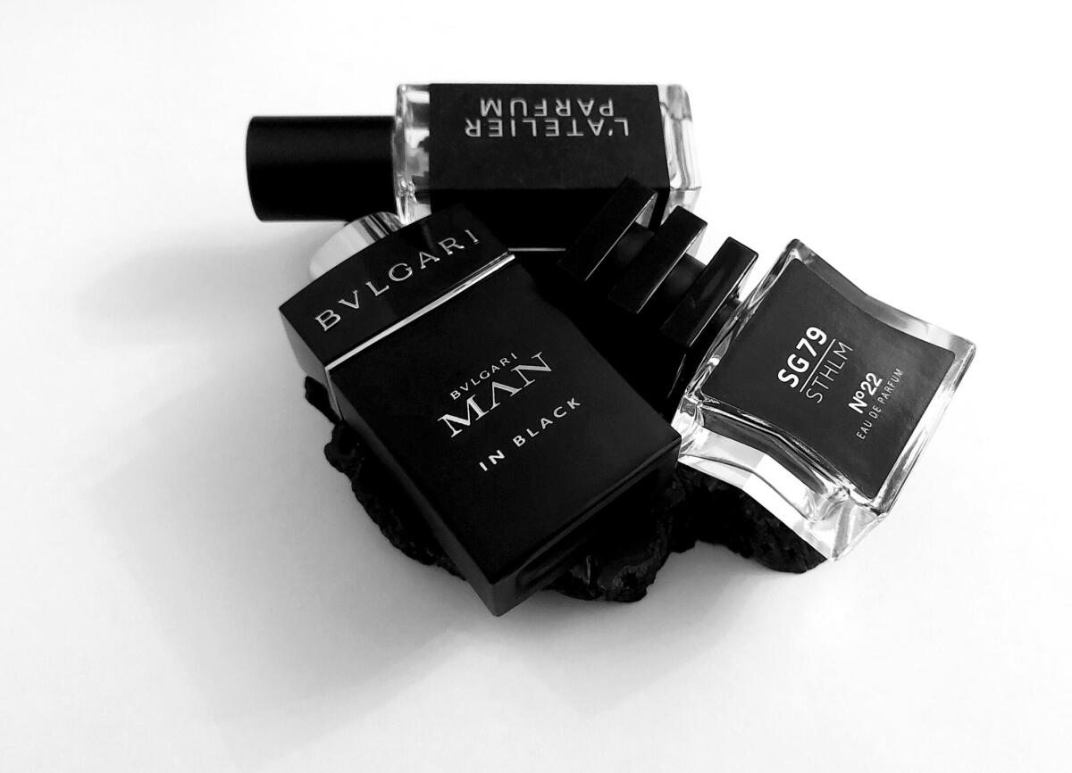 عطر ادکلن لدِر بِلَک نایت لاتلیه پرفیوم - Leather Black (K)night L'Atelier Parfum - بررسی، قیمت و خرید