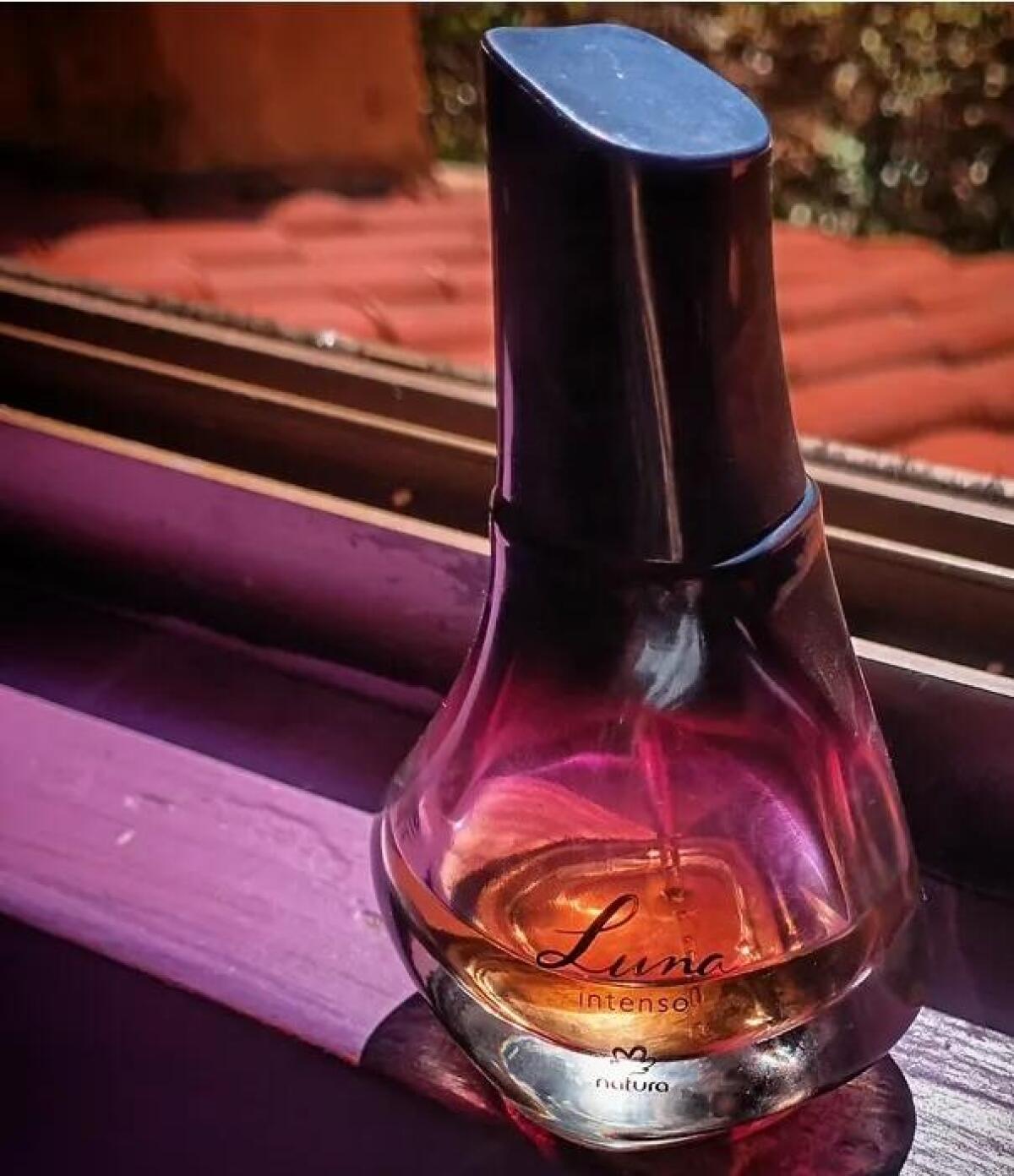 عطر ادکلن لونا اینتنسو ناتورا - Luna Intenso Natura - بررسی، قیمت و خرید