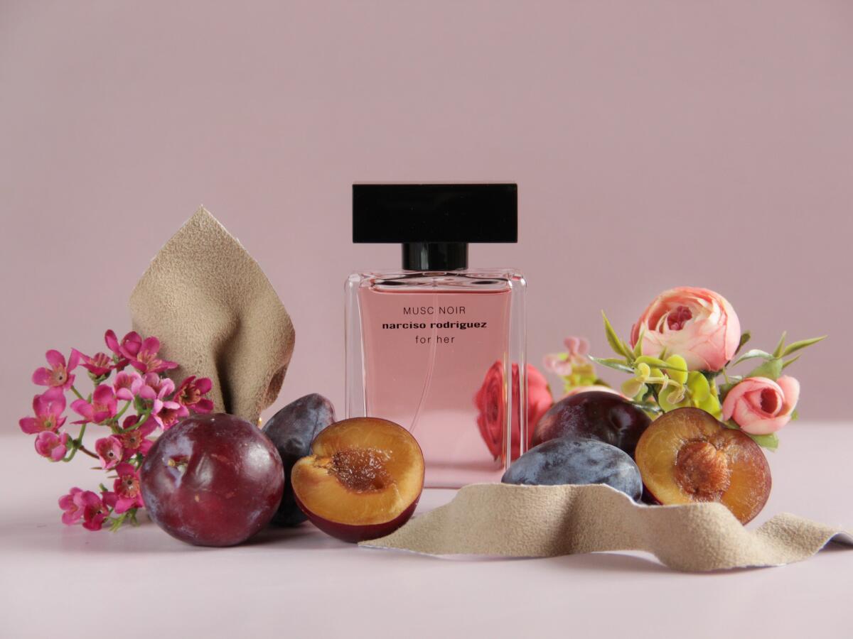 عطر ادکلن ماسک نوار فور هر نارسیزو رودریگز - Musc Noir For Her Narciso Rodriguez - بررسی، قیمت و خرید