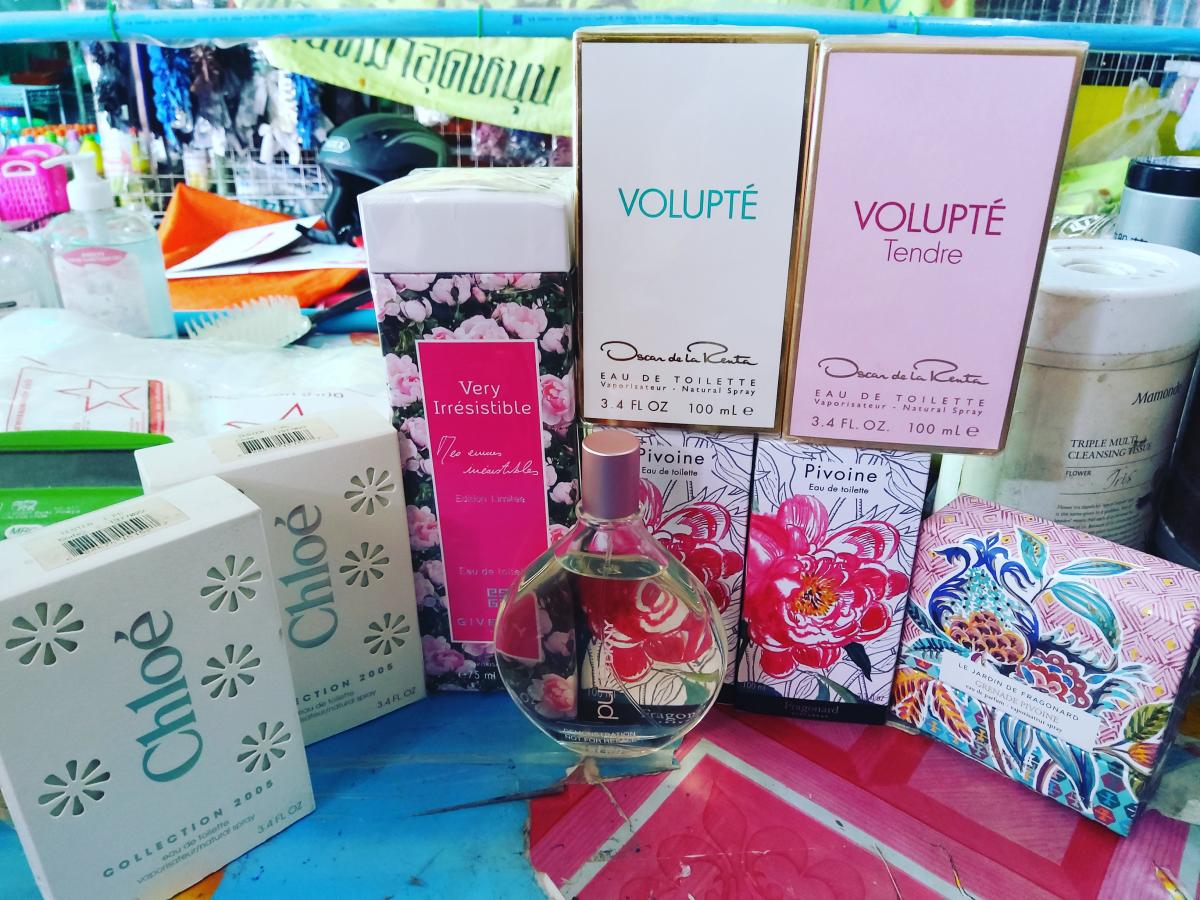 عطر ادکلن والوپته تندر اسکار د لا رنتا - Volupté Tendre Oscar de la Renta - بررسی، قیمت و خرید