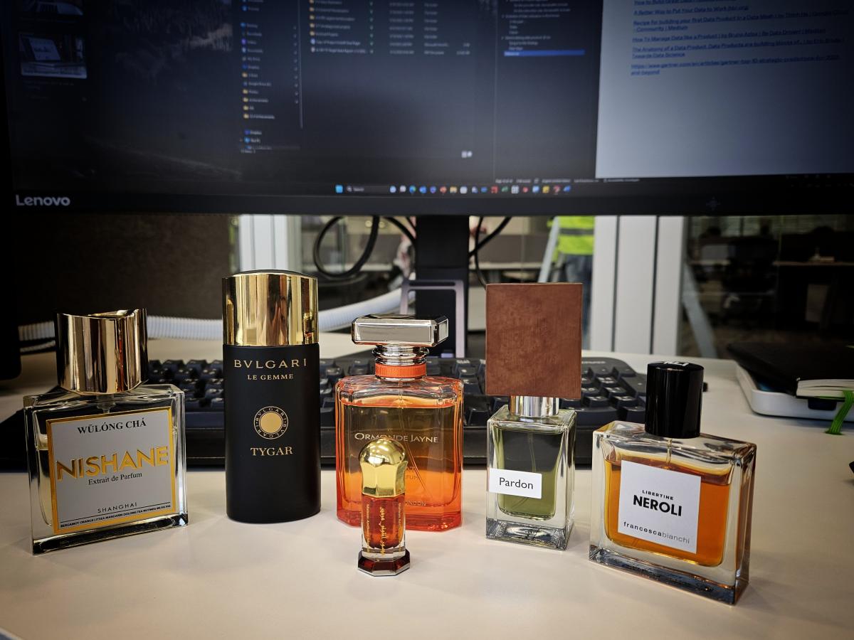 عطر ادکلن امبر الفرانسی میسون آنتونی مارمین - Amber Al Faransi Maison Anthony Marmin - بررسی، قیمت و خرید