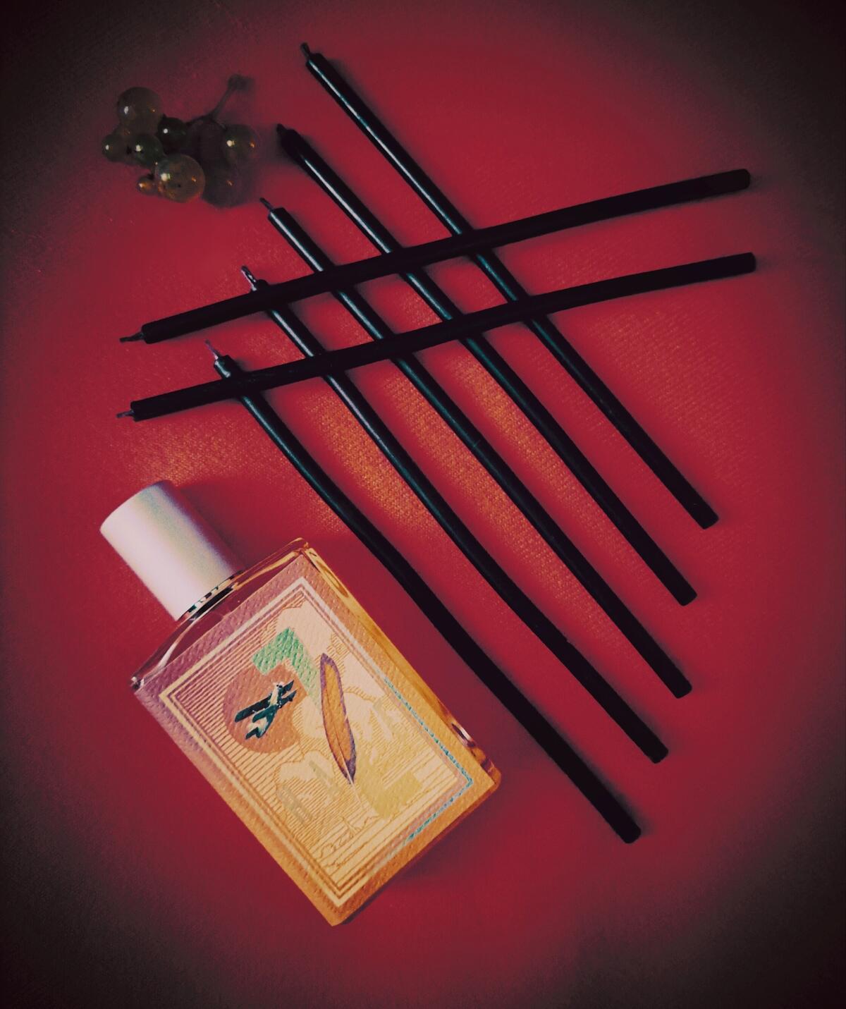 عطر ادکلن یستردی هیز ایمجینری آتورز - Yesterday Haze Imaginary Authors - بررسی، قیمت و خرید