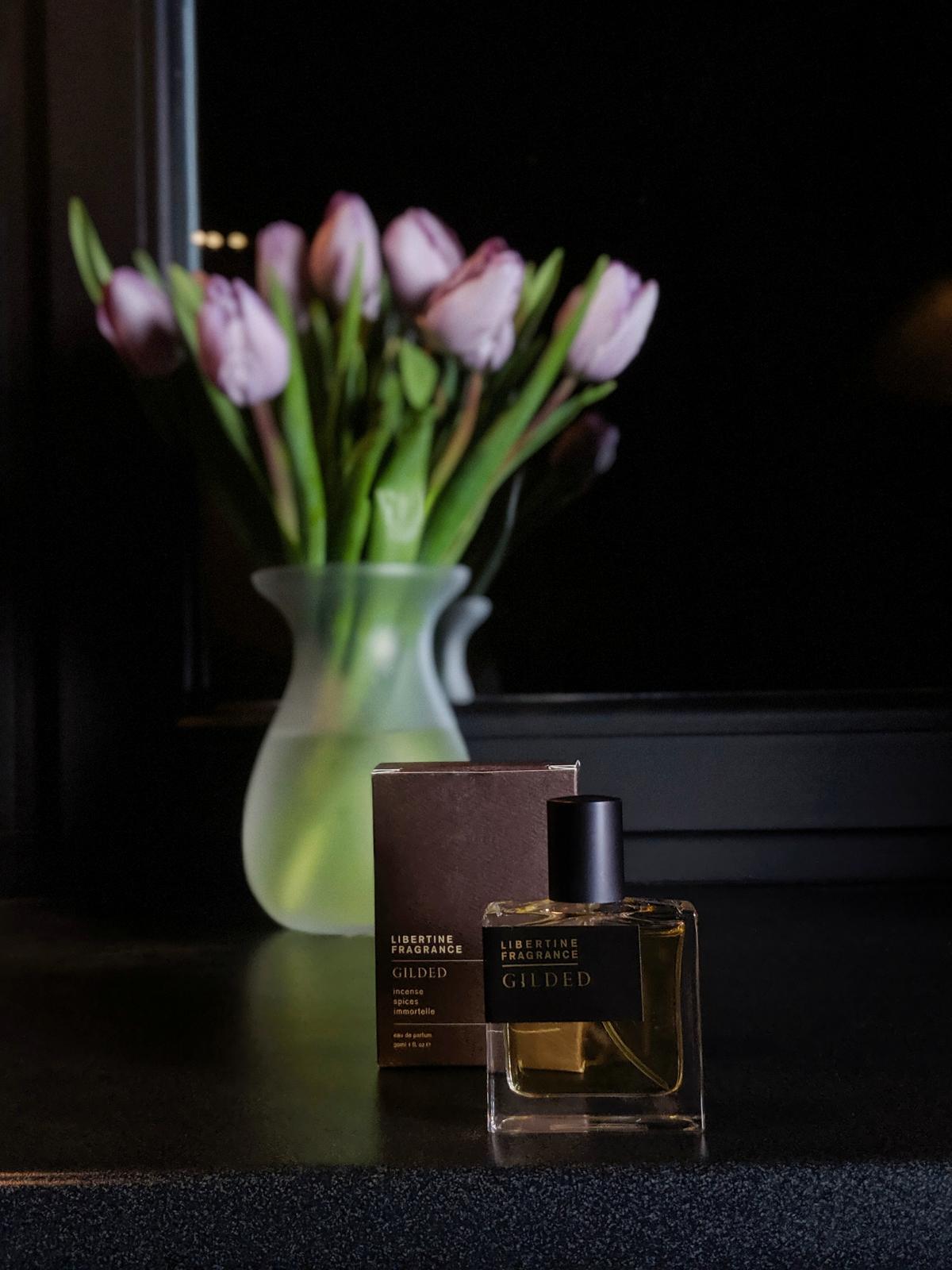عطر ادکلن گیلدِد پَرافریز - Gilded Paraphrase - بررسی، قیمت و خرید