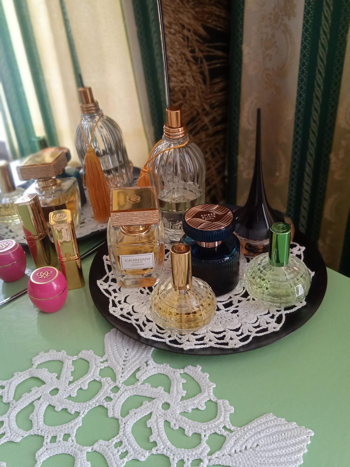 عطر ادکلن امبر الکسیر کریستال اوریف‌لیم - Amber Elixir Crystal Oriflame - بررسی، قیمت و خرید