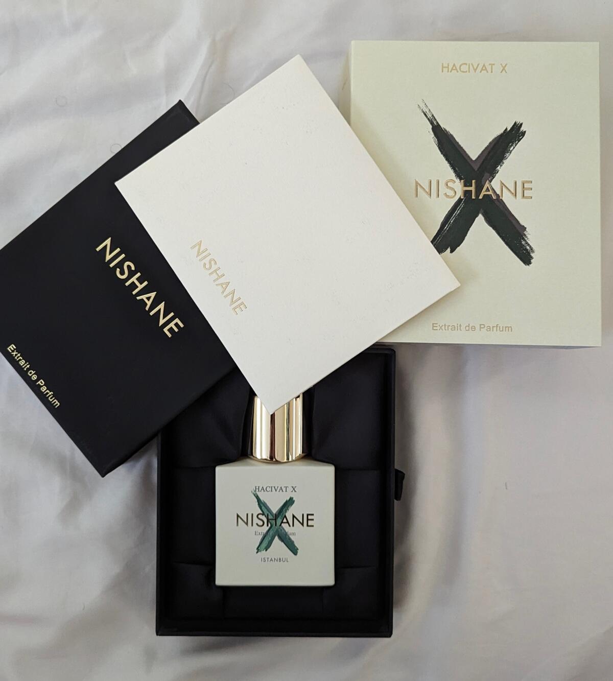 عطر ادکلن هاجیوات ایکس نیشانه - Hacivat X Nishane - بررسی، قیمت و خرید