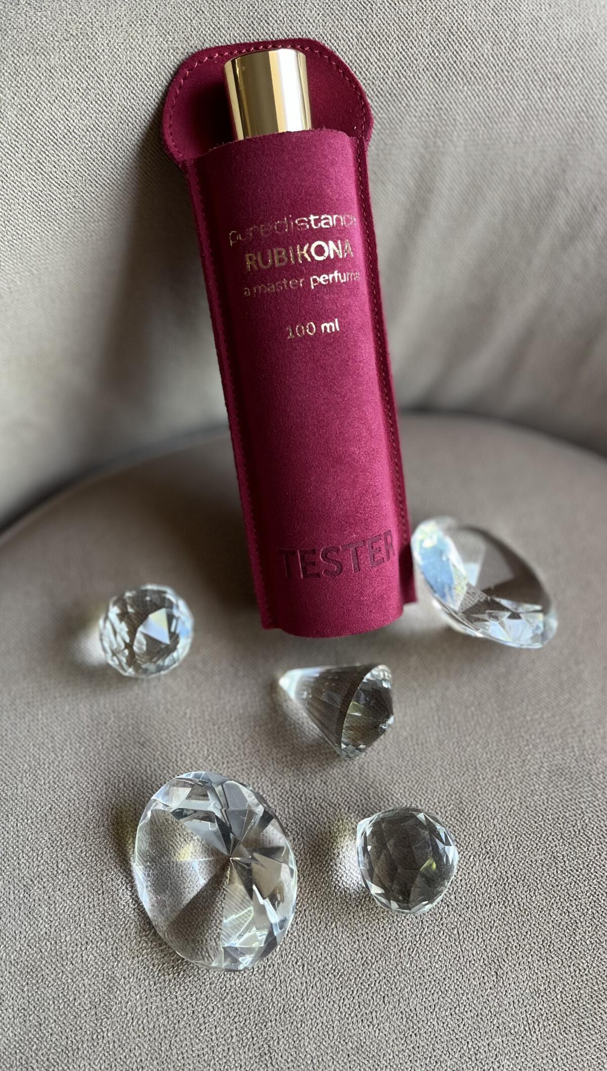 عطر ادکلن روبیکونا نامبر یازده پیوردیستنس - Rubikona No. 11 Puredistance - بررسی، قیمت و خرید