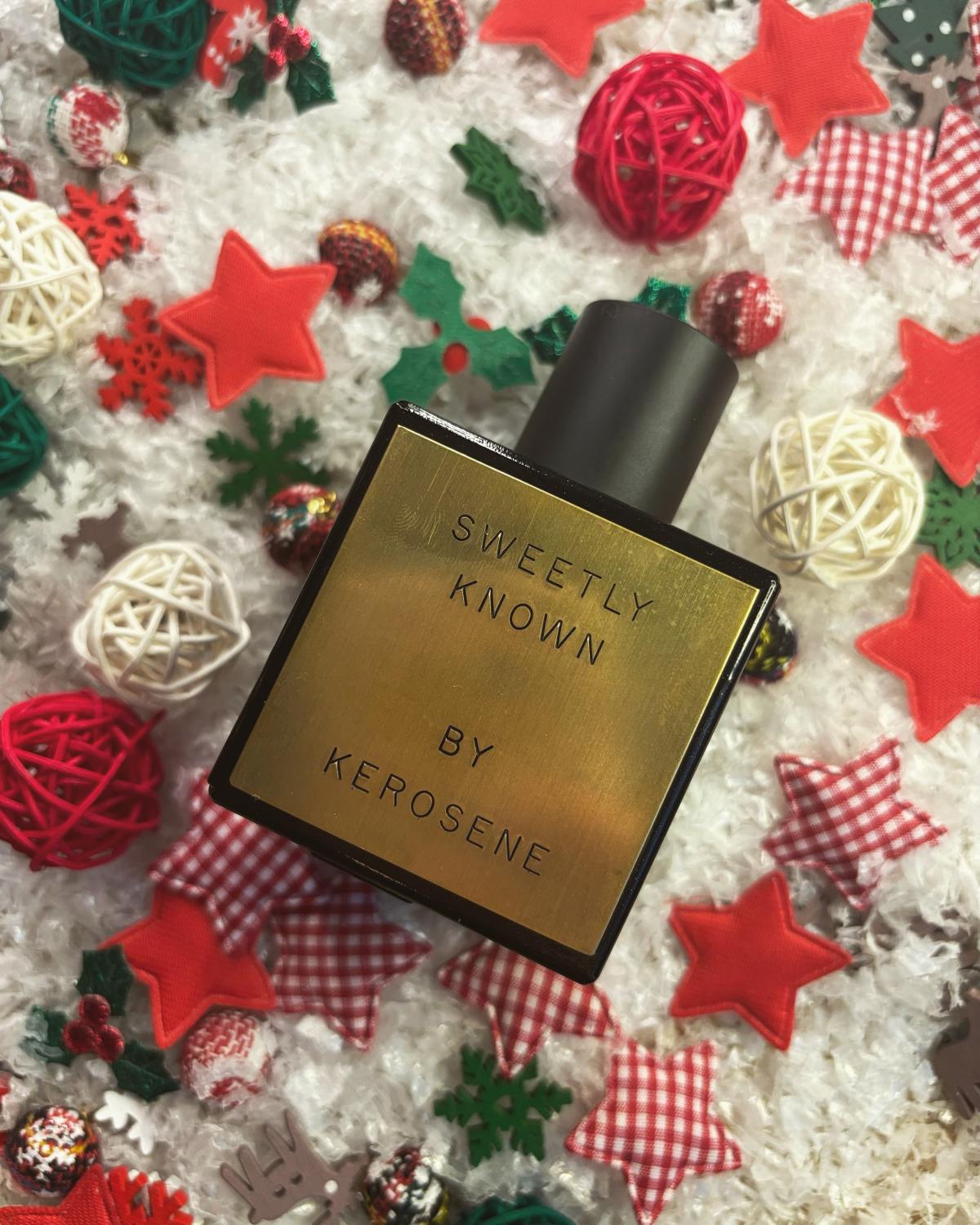 عطر ادکلن سوییتلی نون کروزین - Sweetly Known Kerosene - بررسی، قیمت و خرید