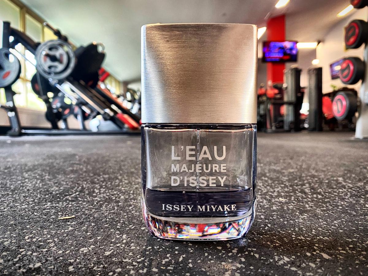 عطر ادکلن لو ماژور دی ایسی ایسی میاکه - L'Eau Majeure d'Issey Issey Miyake - بررسی، قیمت و خرید
